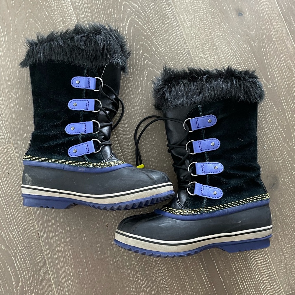Snow Boots